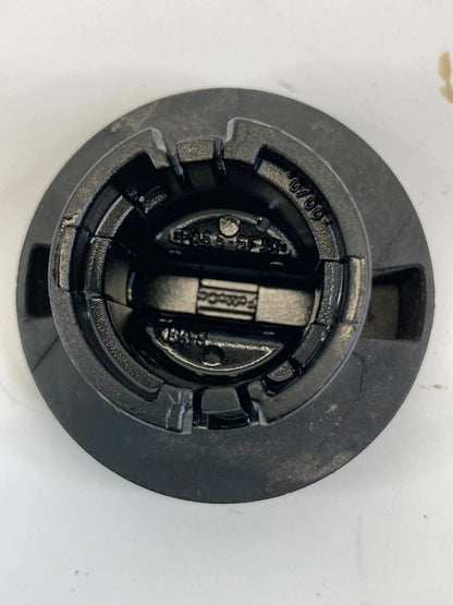 06-20 FORD FUSION 00-18 FOCUS SEDAN 2.0L ENGINE OIL FILLER FLUID LID CAP COVER