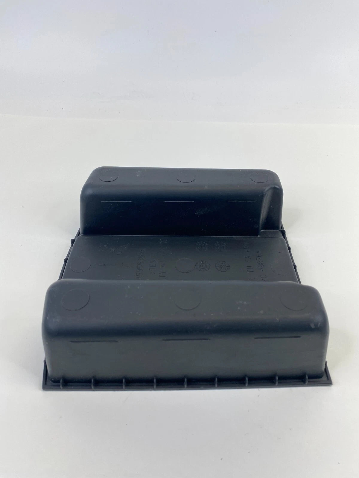 2005-2007 CHRYSLER 300 CENTER CONSOLE STORAGE TRAY INSERT MAT 04595985AA OEM
