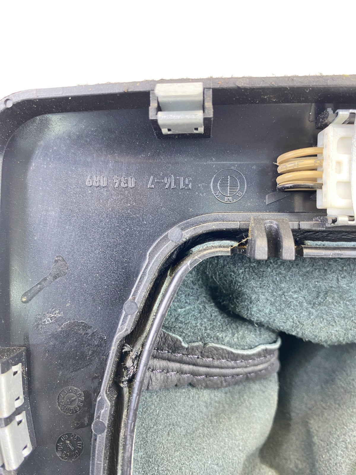 2006 2007 BMW 530xi Automatic Transmission Shifter Boot Cover Bezel OEM