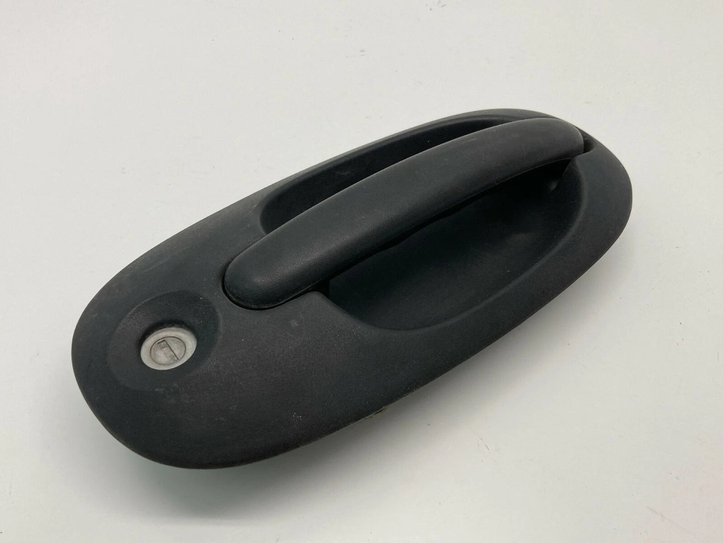 1996-2000 PLYMOUTH GRAND VOYAGER FRONT RIGHT SIDE EXTERIOR OUTSIDE DOOR HANDLE