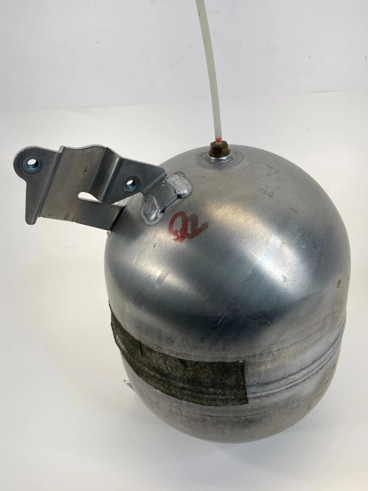 03-09 MERCEDES E500 AIR SUSPENSION RESERVOIR ACCUMULATOR TANK A2113200115 OEM