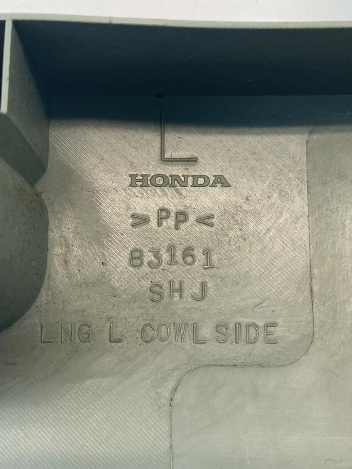 05-10 HONDA ODYSSEY LEFT DRIVER SIDE LOWER KICK COWL PANEL TRIM 83161-SHJ OEM
