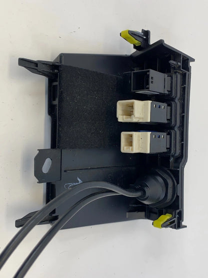 2014-2019 TOYOTA COROLLA FR CENTER CONSOLE HEATED SEAT SWITCH USB AUX ASSY OEM