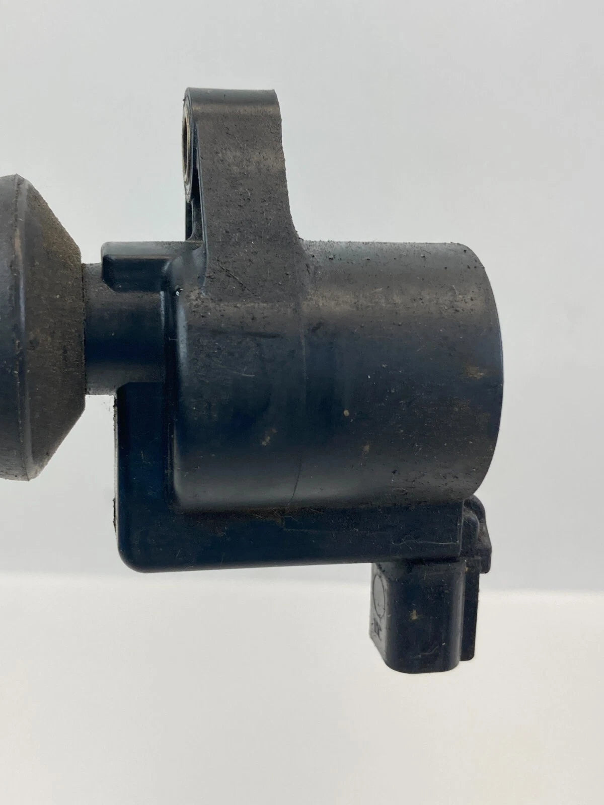 03-11 FORD FOCUS 2.0L 16V AT IGNITION COIL IGNITER ASSEMBLY 4M5G-12A366-BC OEM