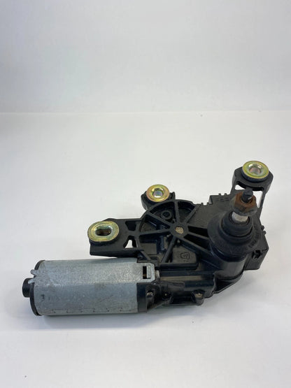 01 02 03 VW VOLKSWAGEN PASSAT WAGON REAR WIPER MOTOR ASSEMBLY 3B9-955-711-C OEM