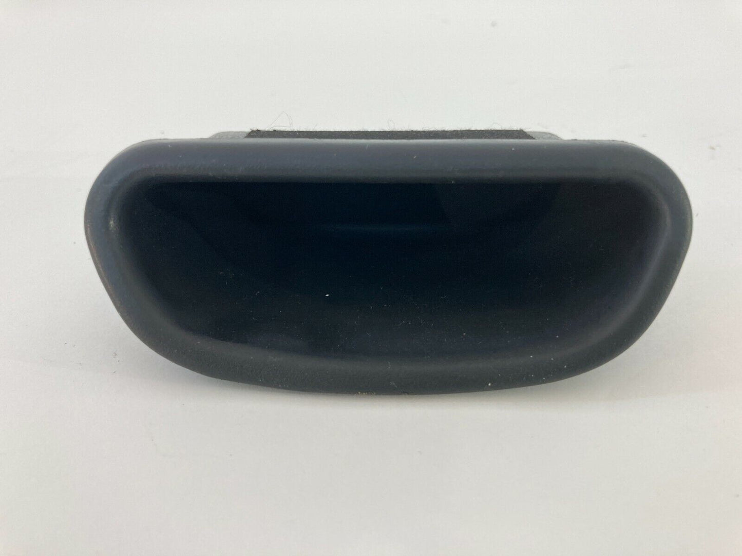 2006 - 2011 Hyundai Accent Tail Gate Pull Handle Cover Assemnbly 81755-2E000 OEM