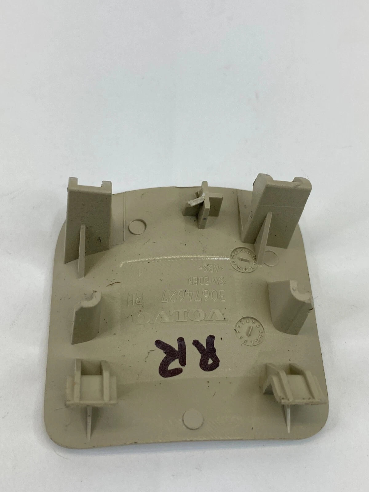 2008-2011 VOLVO XC70 REAR RIGHT SIDE INTERIOR TRIM COVER CAP BEZEL 30674627 OEM
