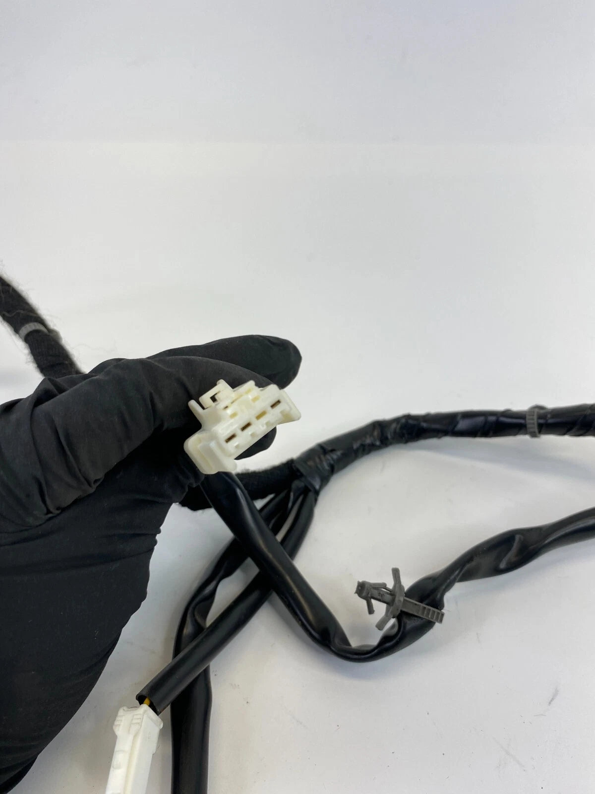 05-13 NISSAN XTERRA REAR TAILGATE WIRING HARNESS REAR BACK DOOR CONNECTOR CABLE