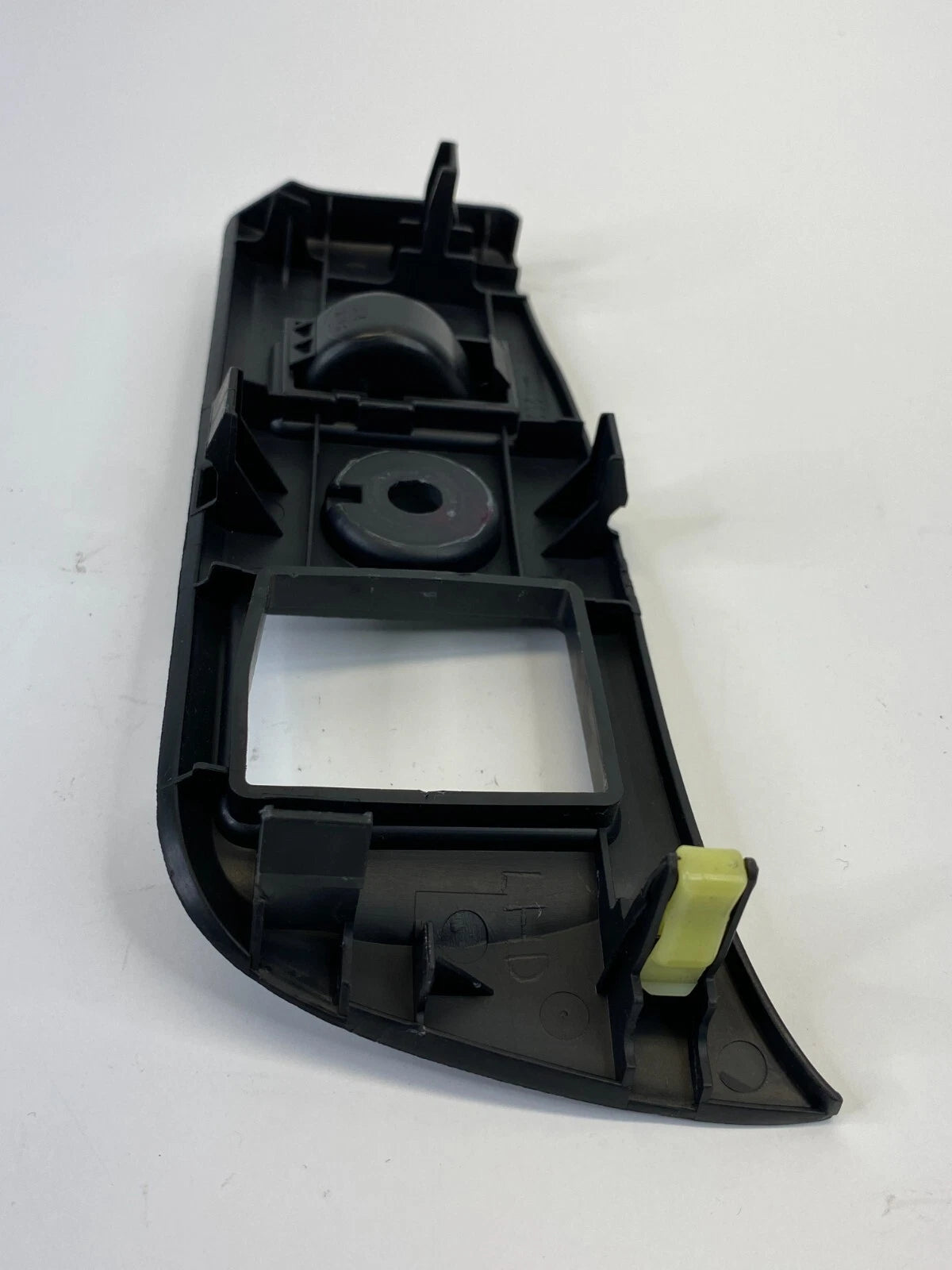 2001-2005 TOYOTA RAV4 DASH INSTRUMENT PANEL MIRROR SWITCH SURROUND COVER TRIM
