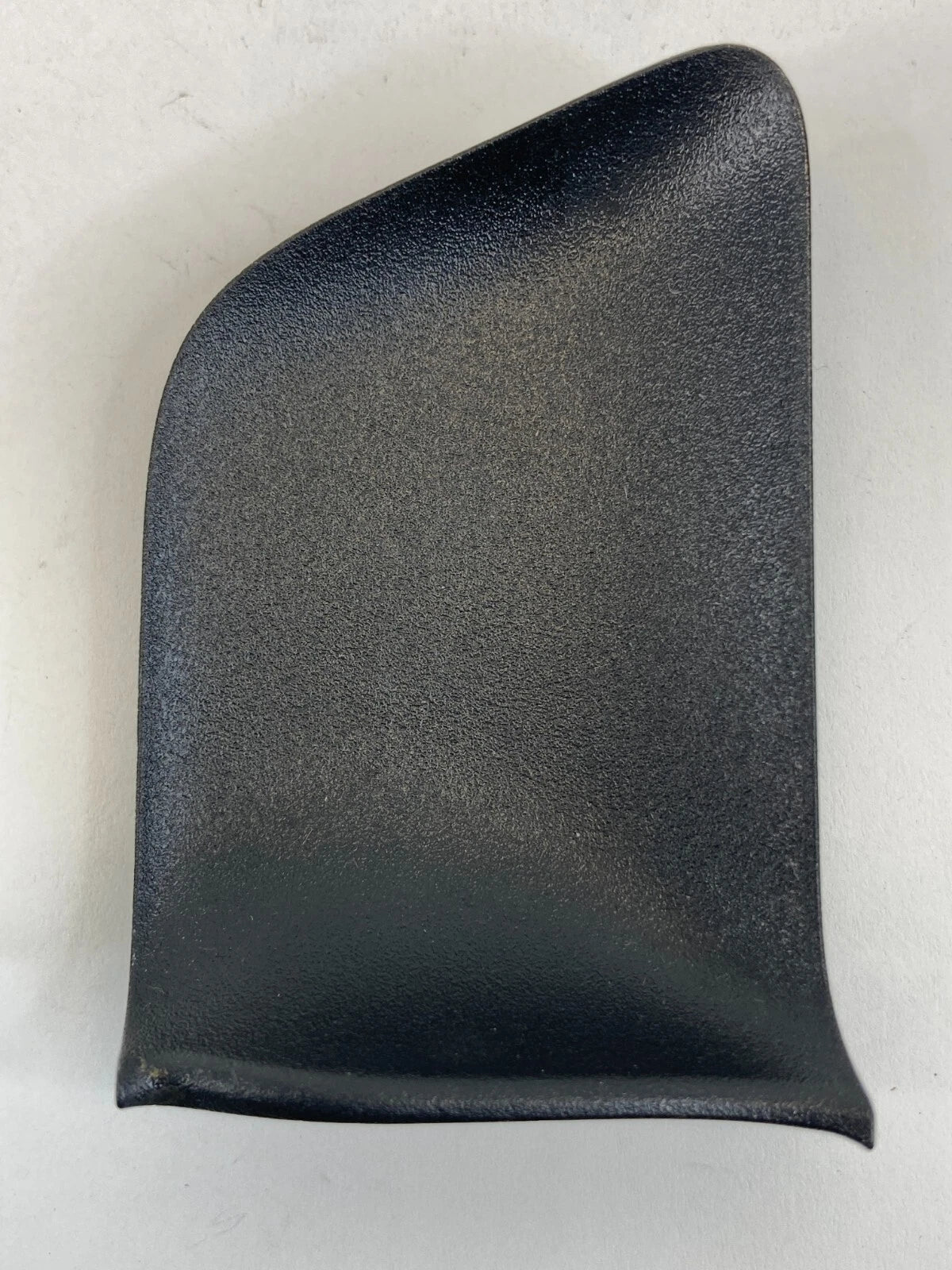 04-09 TOYOTA PRIUS REAR RIGHT INTERIOR DOOR HANDLE BEZEL TRIM COVER 69277-47020