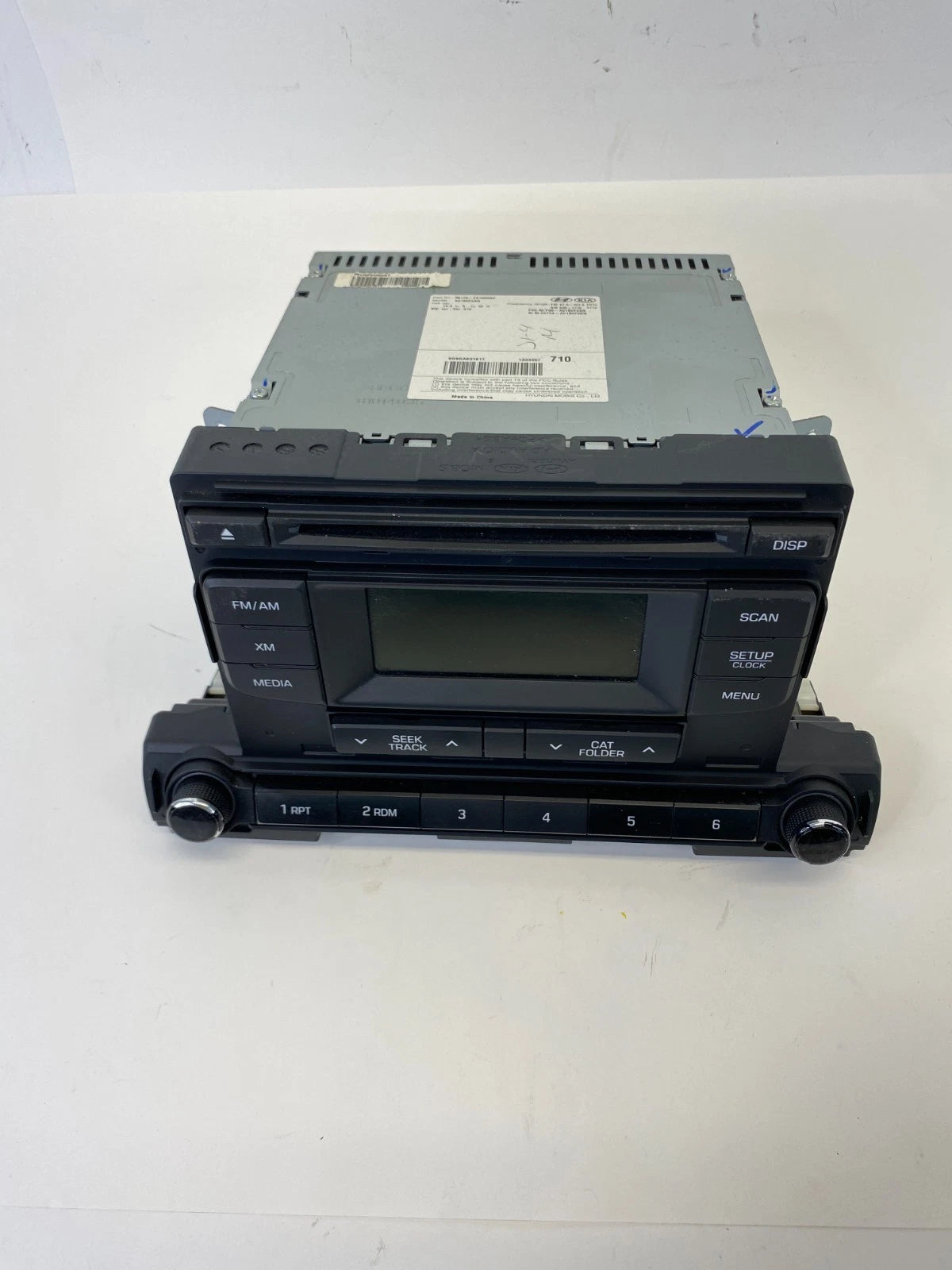 2017 2018 HYUNDAI ELANTRA RADIO AM FM CD PLAYER RECEIVER 96170-F2100-UAT OEM