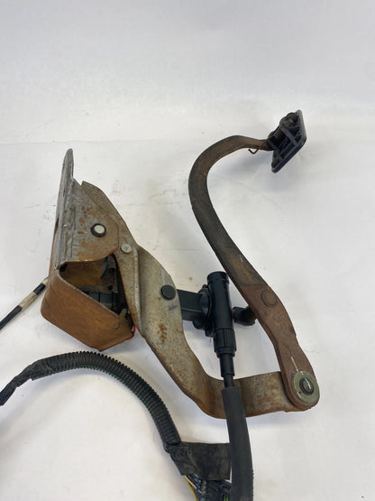 2003-2006 CHEVROLET TAHOE SILVERADO GAS PEDAL ACCELERATOR ASSEMBLY OEM