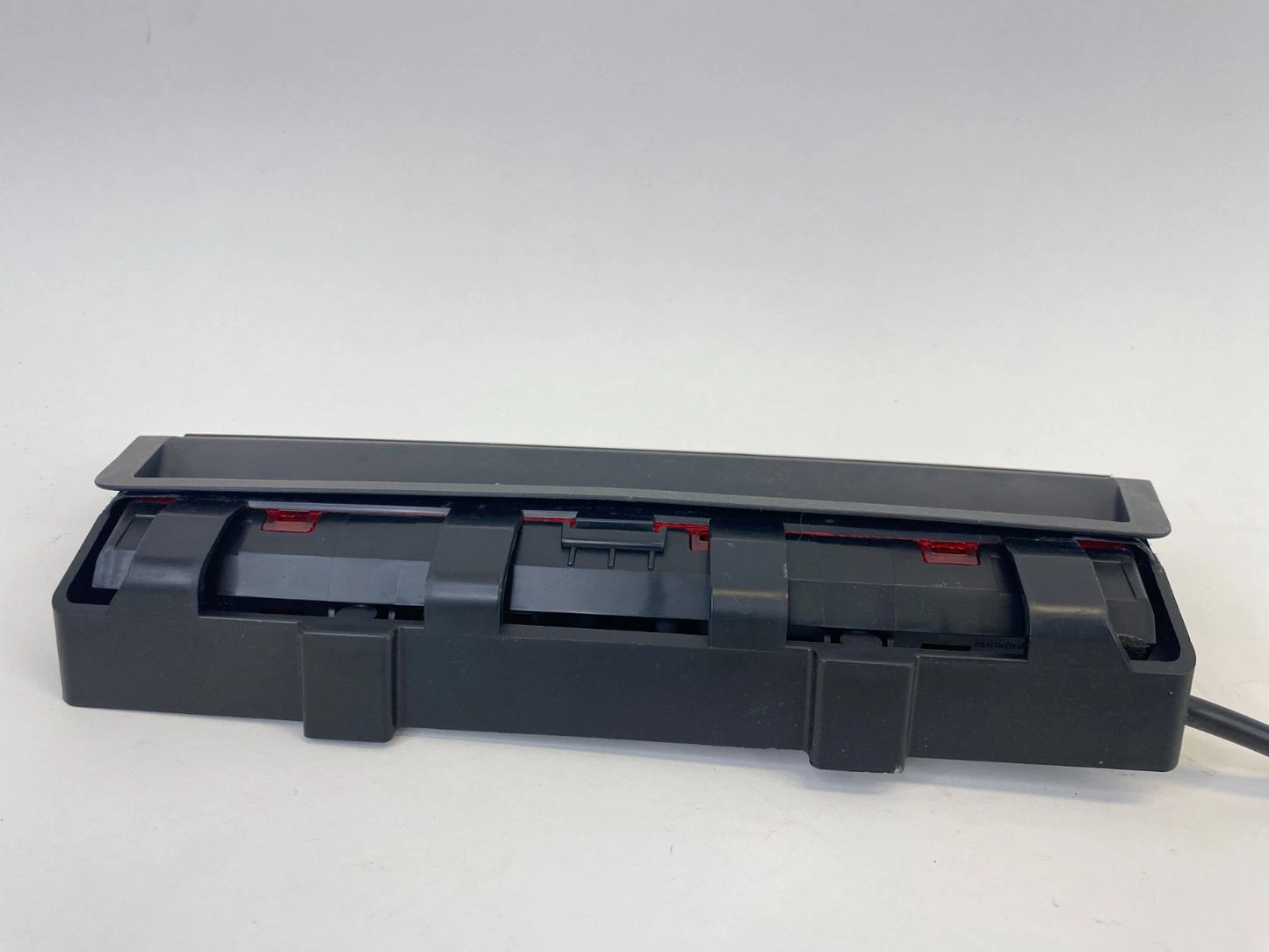 07 08 INFINITI G35 SEDAN 3RD THIRD BRAKE LIGHT HIGH MOUNTED LAMP 26598-JK000 OEM