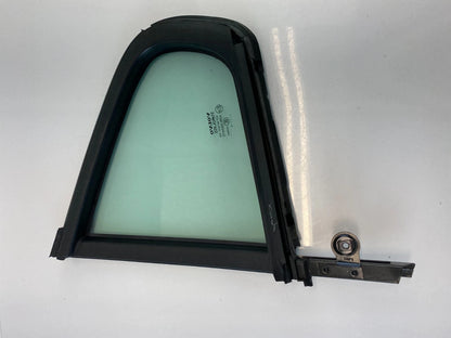 2001-2009 VOLVO S60 SEDAN REAR RIGHT PASSENGER DOOR VENT GLASS 30674363 OEM