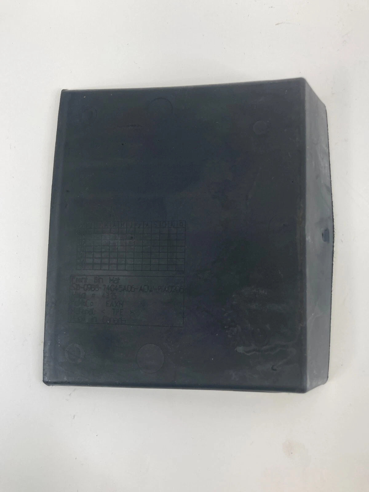 2009-2012 FORD FLEX CENTER CONSOLE STORAGE BIN RUBBER MAT COVER 0988-74045A06-A0