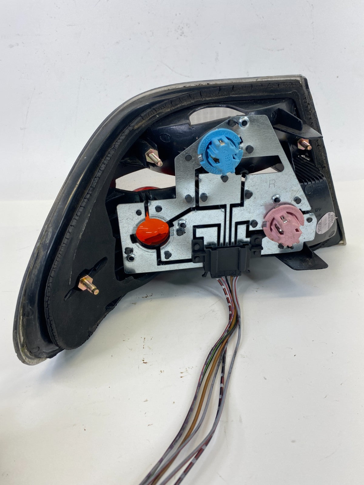 1998-2002 Mercedes-Benz E430 Rear Right Outer Tail Light Taillight Aftermarket