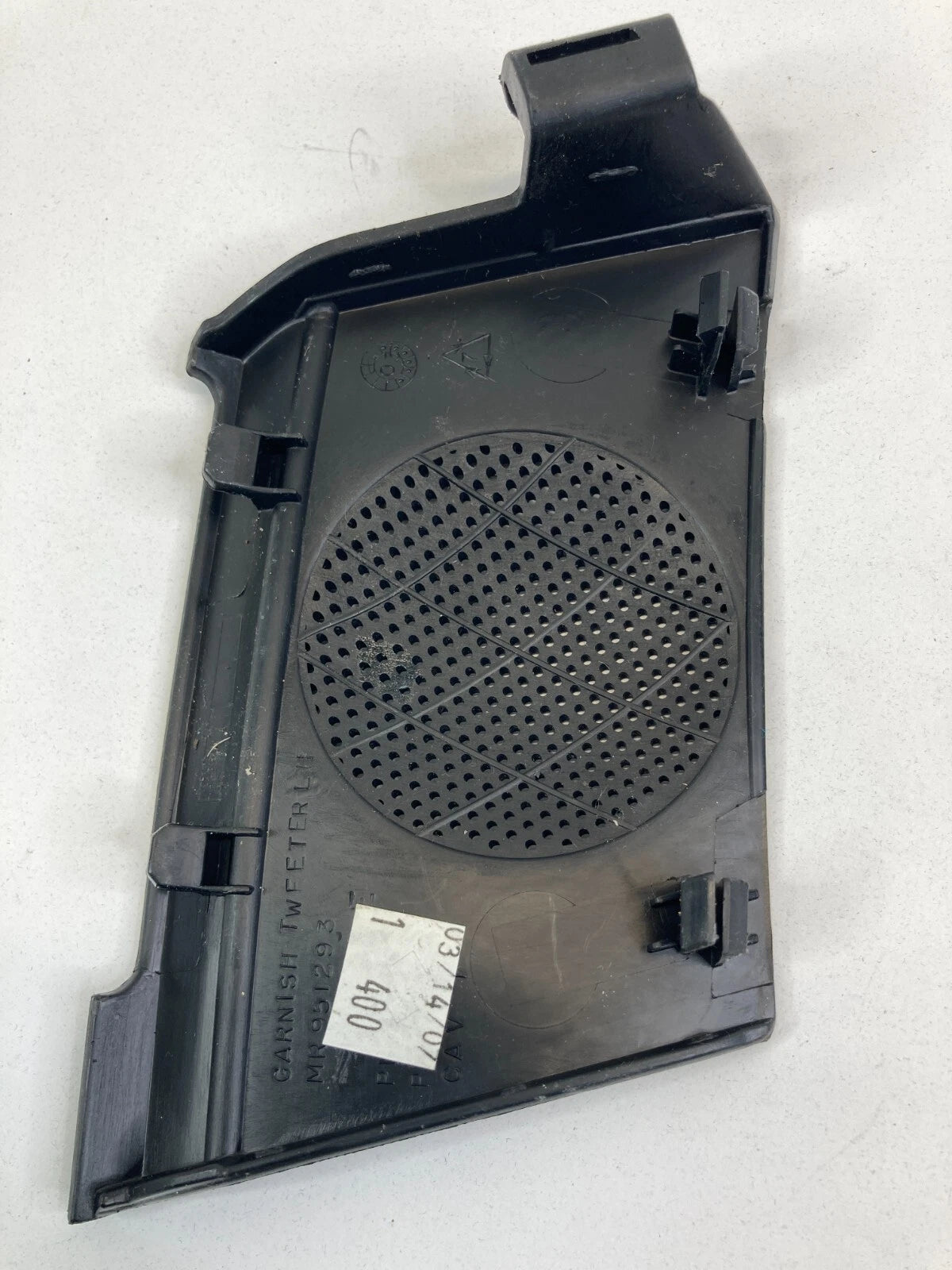 2004-2008 MITSUBISHI ENDEAVOR FRONT LEFT SIDE DASH SPEAKER GRILLE MR951293 OEM