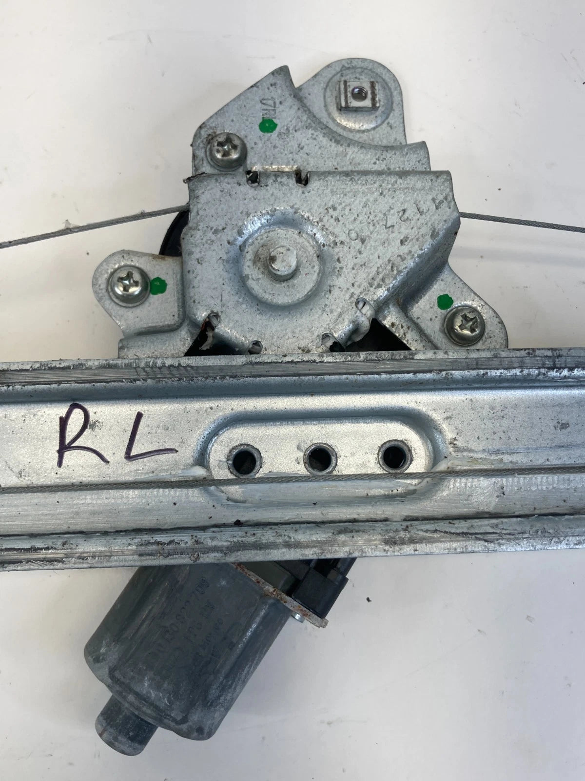 2010 2011 GMC TERRAIN REAR LEFT SIDE DOOR POWER WINDOW MOTOR W/ REGULATOR OEM