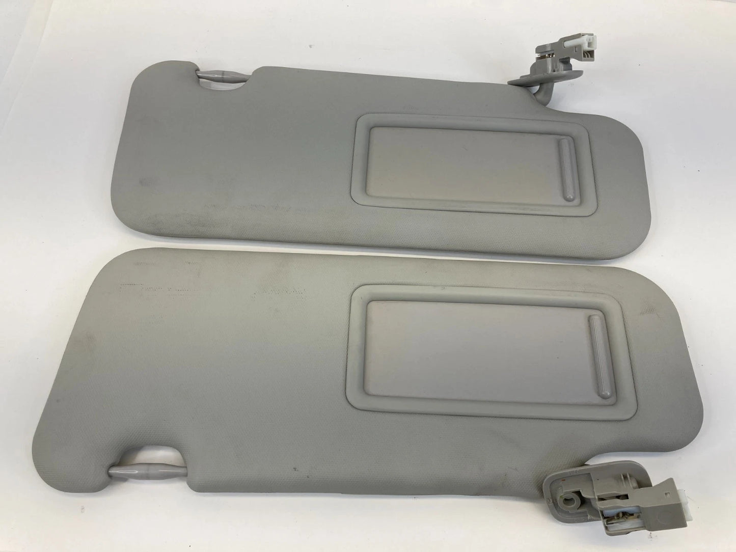 2014-2018 MAZDA 3 SUN VISOR SHADE PAIR SET DRIVER & PASSENGER SIDES GRAY OEM