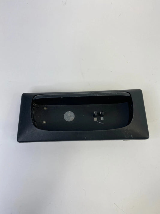 2009-2011 DODGE JOURNEY RECHARGEABLE FLASHLIGHT LAMP LIGHT SURROUND HOUSING TRIM