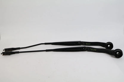 2013-2019 FORD ESCAPE FRONT LEFT & RIGHT WINDSHIELD WIPER ARM SET OEM