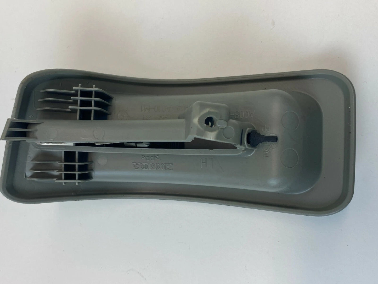 08-10 HONDA ODYSSEY REAR LEFT SEAT RECLINE KNOB TRIM GARNISH BEZEL 81761SHJAA010