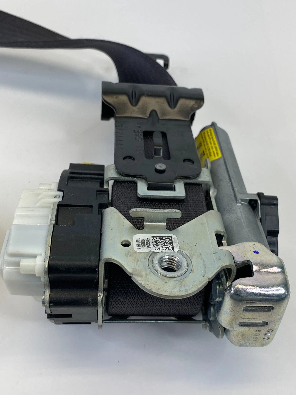 2016-2019 FORD EXPLORER FRONT RIGHT SIDE PASSENGER SEAT BELT DB53-78612D34-AF