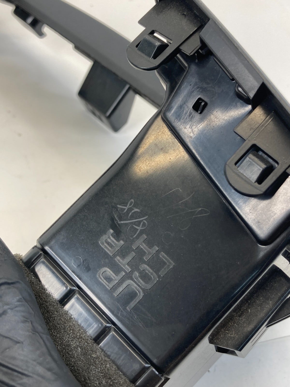 2011-2017 Nissan Quest Center Dash Air Vent Outlet Duct Grille Bezel 68270-1JB2A