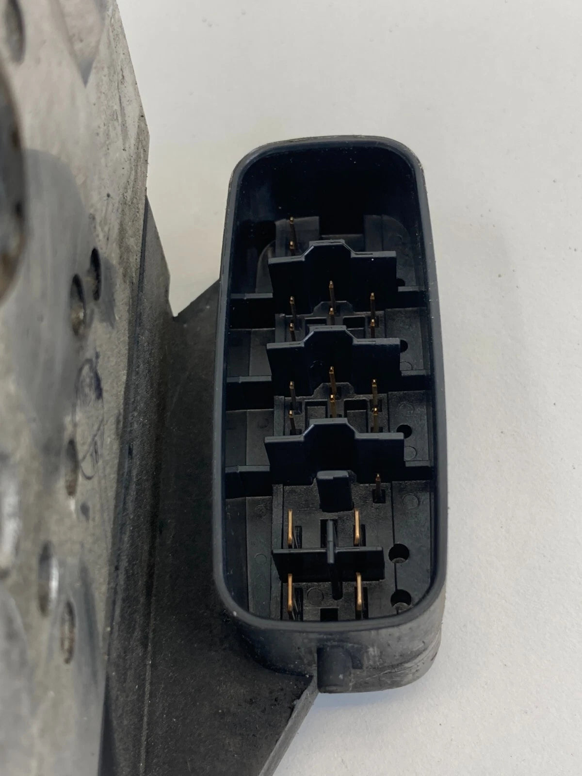 2002 2003 02 03 LEXUS ES300 3.0L V6 AT FWD ABS ANTI LOCK BRAKE PUMP MODULE