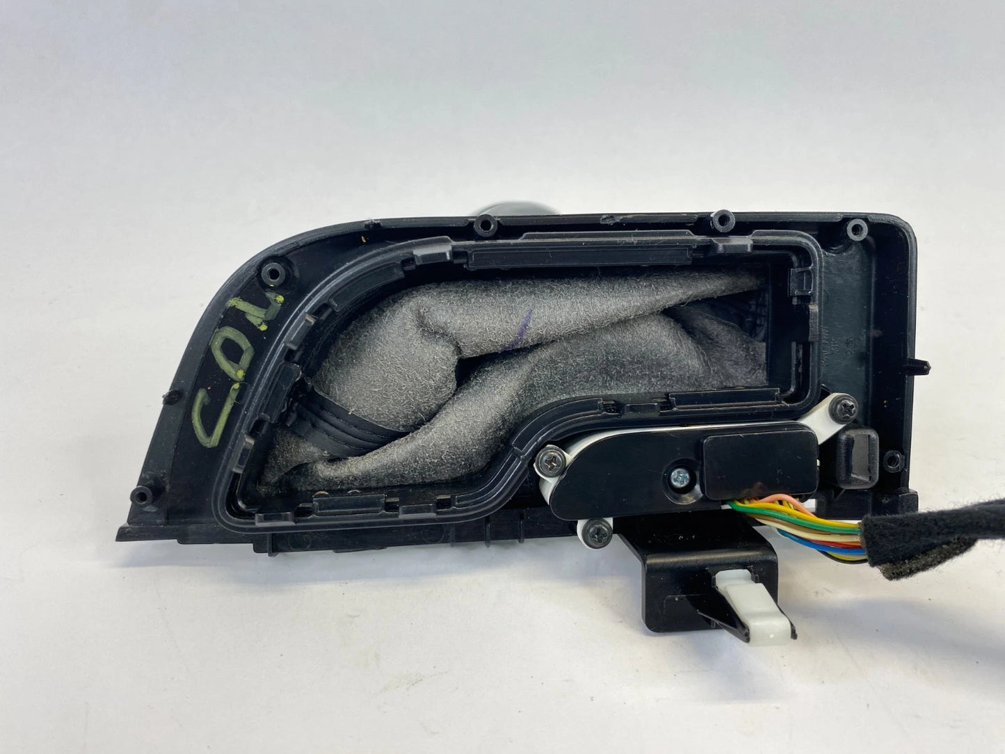 2011-2015 HYUNDAI SONATA A/T SHIFT SHIFTER KNOB & BOOT BEZEL 84642-3Q100 OEM