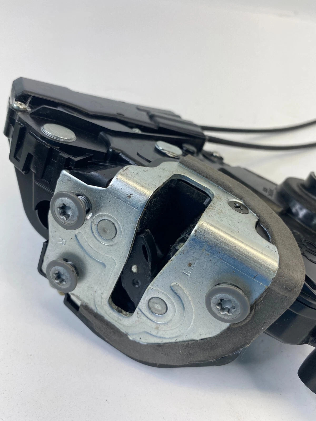 2004-2009 TOYOTA PRIUS FRONT RIGHT PASSENGER SIDE DOOR LOCK LATCH ACTUATOR OEM