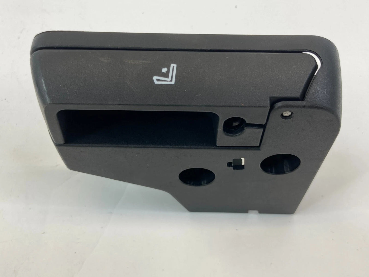 2006 BMW 330I 330XI REAR RIGHT SEAT FOLDING ACTUATION RELEASE PULL HANDLE OEM