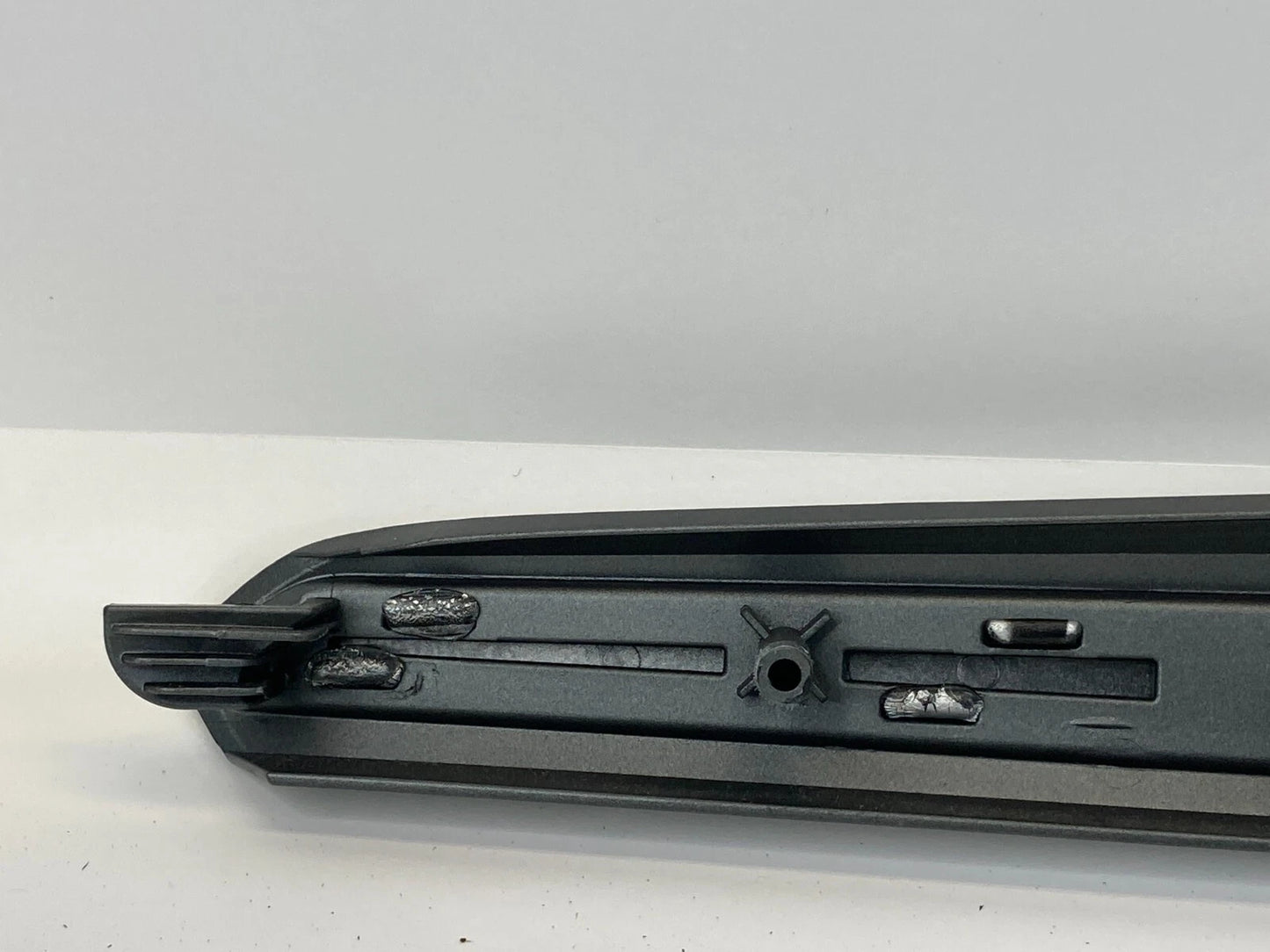 2013-2016 FORD FUSION REAR RIGHT SIDE INTERIOR DOOR HANDLE TRIM DS73-18C928AA
