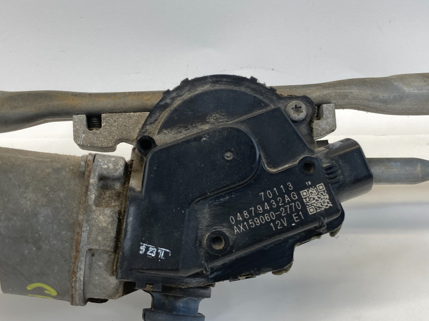 2007-2017 Jeep Patriot Front Windshield Wiper Motor w/ Linkage 04879432AG OEM