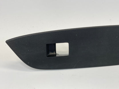 2010-2017 GMC Terrain Front Right Side Door Window Switch Bezel Trim 25946839