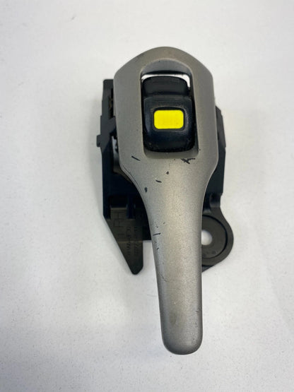 09-13 TOYOTA MATRIX COROLLA FRONT RIGHT PASSENGER INNER DOOR HANDLE 69273-02100