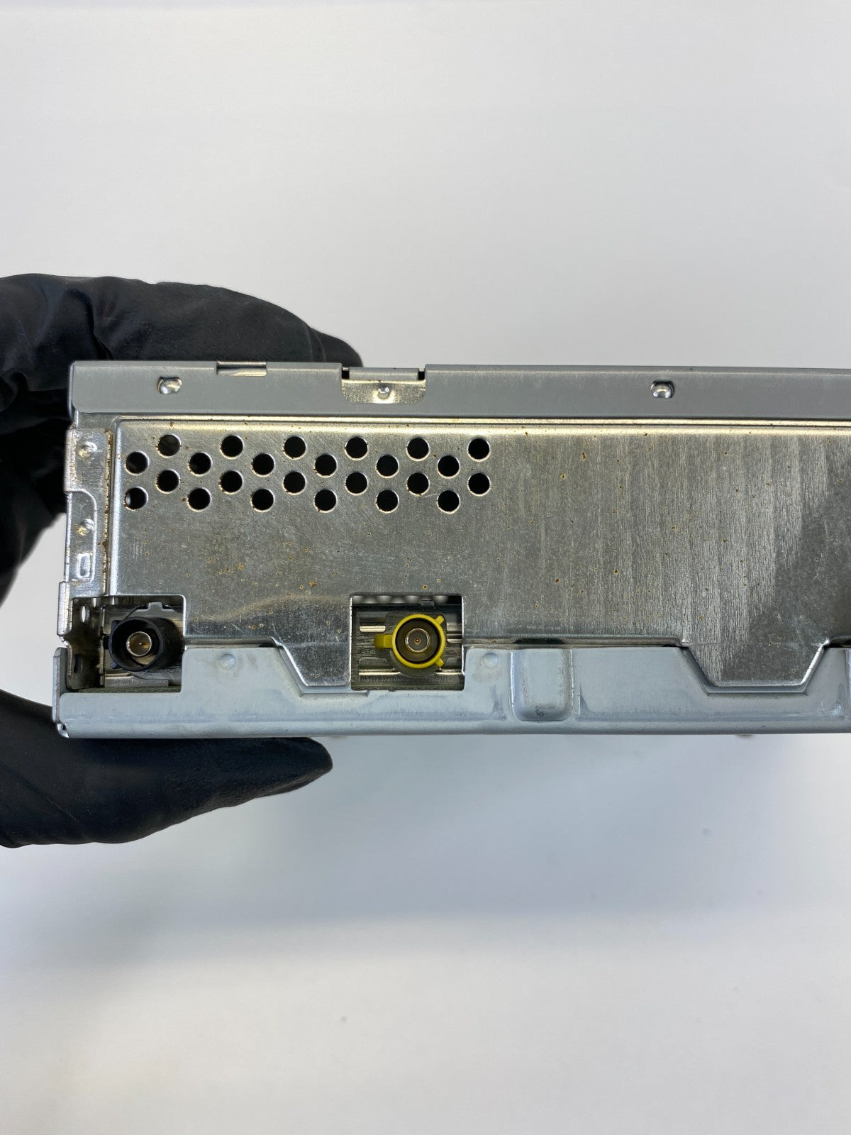 2006 Mercedes-Benz CLS500 Stereo Radio Audio Amplifier AMP 211 870 25 89 OEM