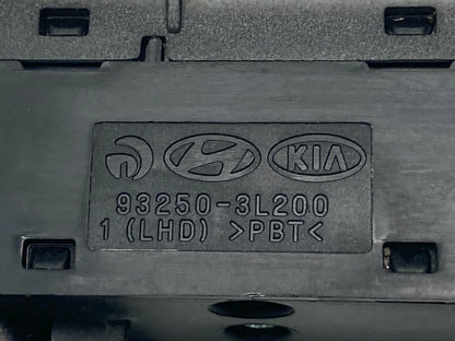 2006-2008 HYUNDAI AZERA FRONT LEFT SIDE SEAT CONTROL MEMORY SWITCH 93250-3L200