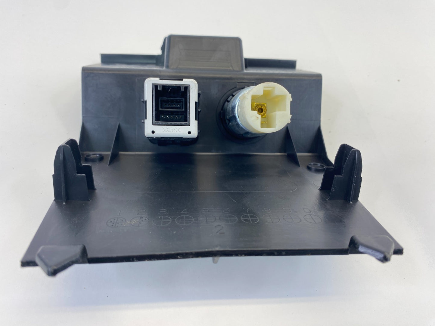 2013-2015 Mazda CX-5 CX5 Center Console AUX USB Power Outlet Port Socket Trim