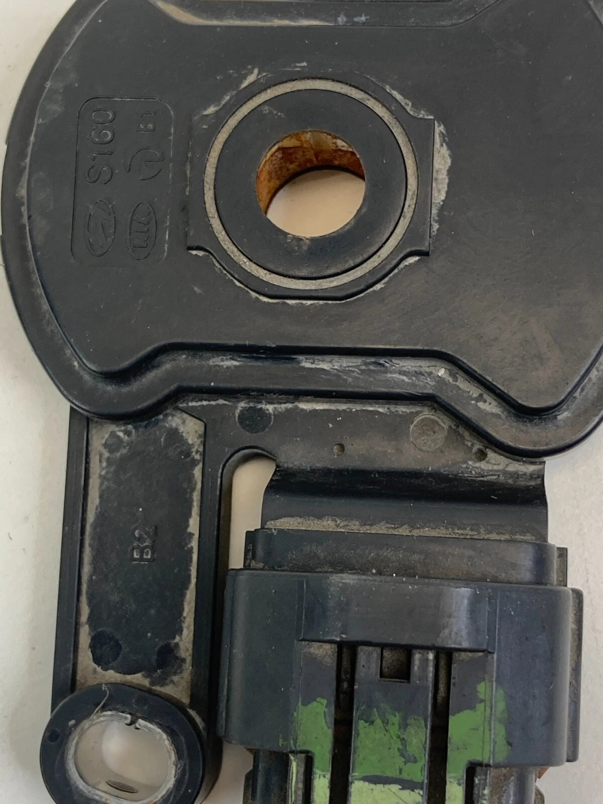 2011-2014 HYUNDAI SONATA AT GEAR POSITION SENSOR INHIBITOR NEUTRAL SAFETY SWITCH