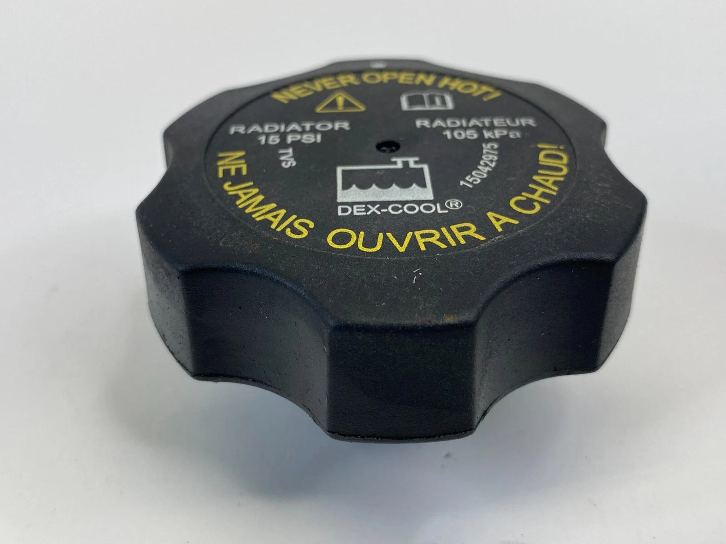 06-11 BUICK LUCERNE ENGINE RADIATOR CAP COOLANT RESERVOIR COVER 15 PSI 15042975