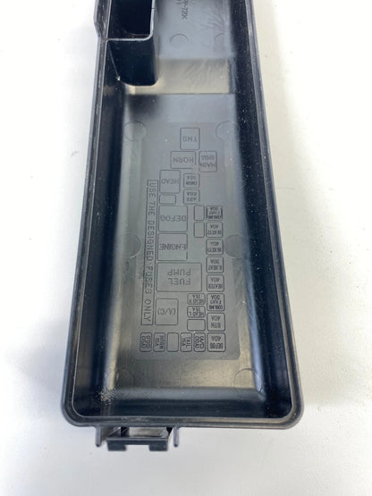 2001 2002 2003 MAZDA MPV ENGINE FUSE BOX RELAY MAIN LID COVER TOP CAP OEM