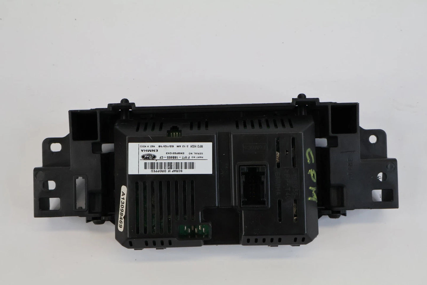 2015-2018 FORD FOCUS DASH RADIO DISPLAY SCREEN INFORMATION 4.2" F1FT-18B955-CF