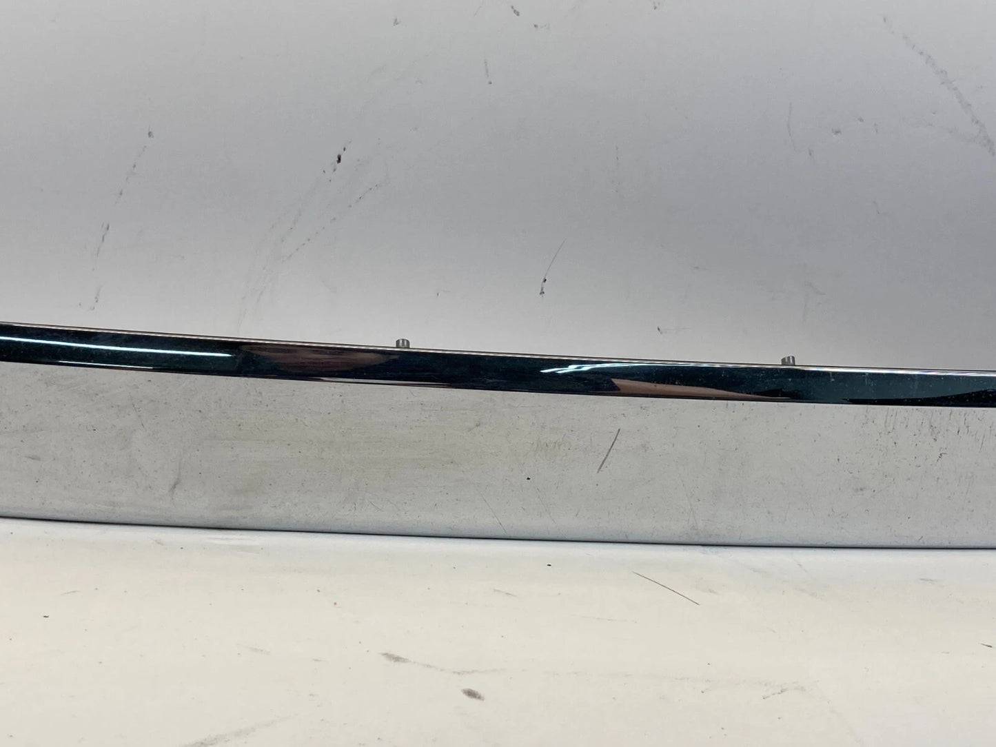 11 12 13 KIA SORENTO REAR TRUNK TAILGATE LID FINISH GARNISH PANEL TRIM PLATE OEM