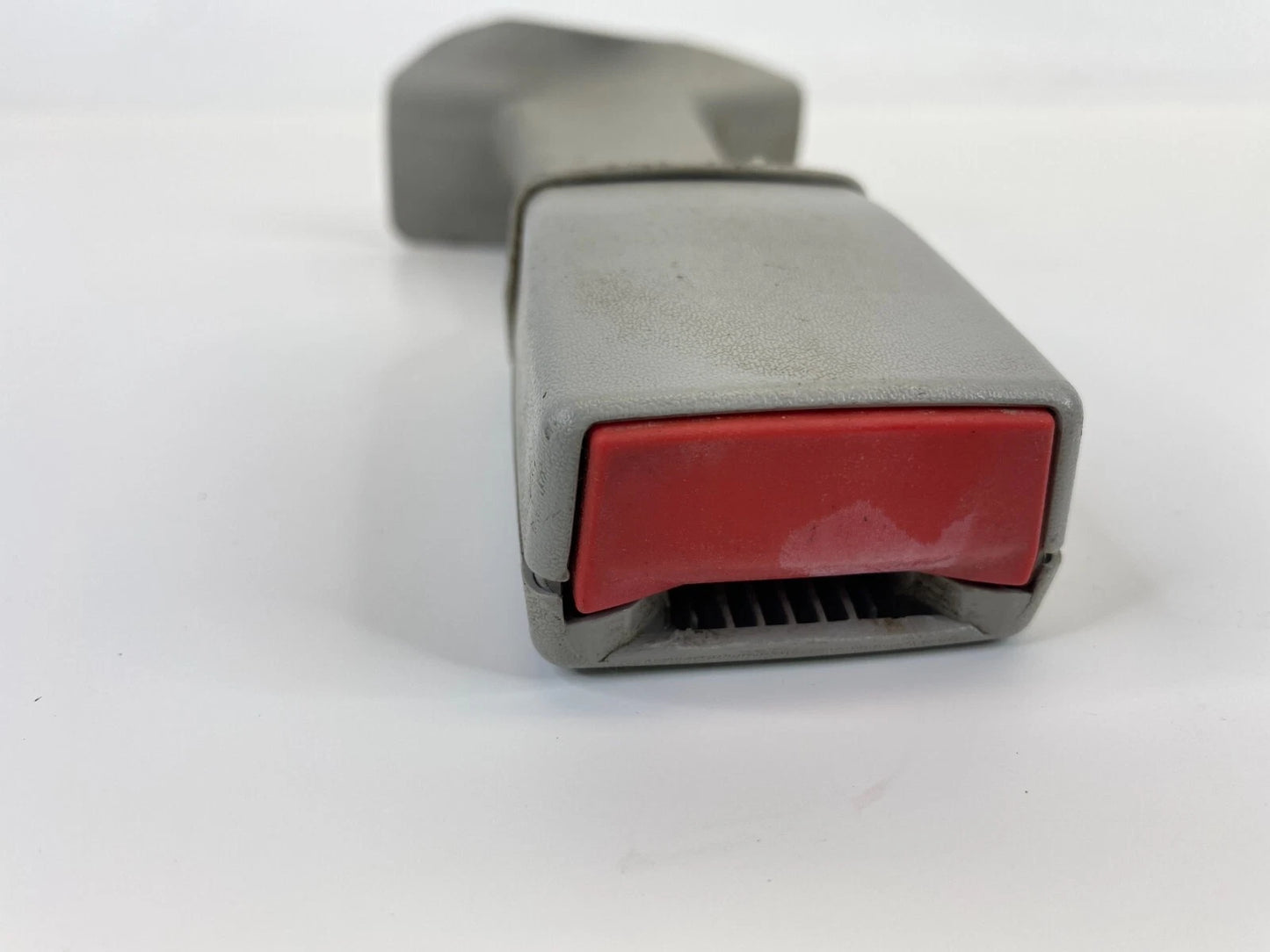 08-10 CHRYSLER TOWN & COUNTRY FRONT RIGHT SIDE SEAT BELT BUCKLE END 1GX881S3AB