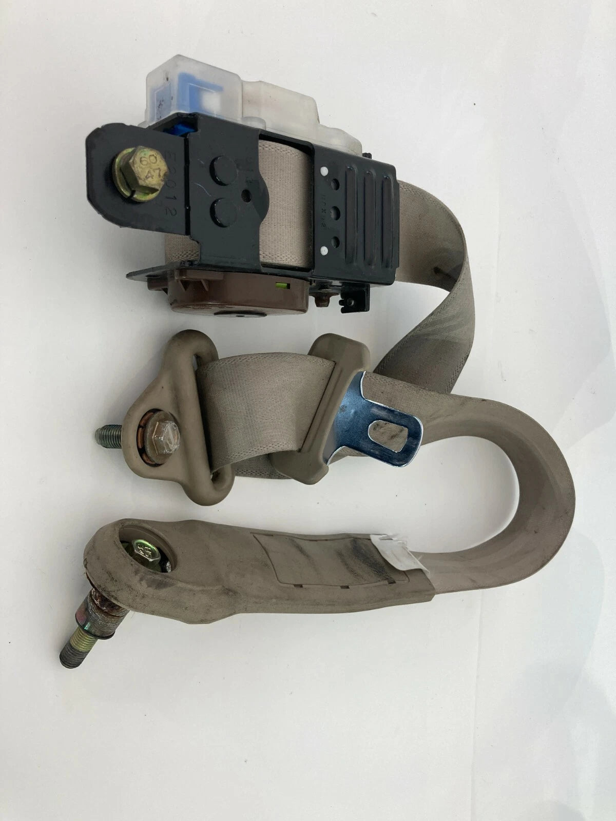1997-2001 ACURA INTEGRA SEDAN FRONT RIGHT PASSENGER SEAT BELT RETRACTOR OEM