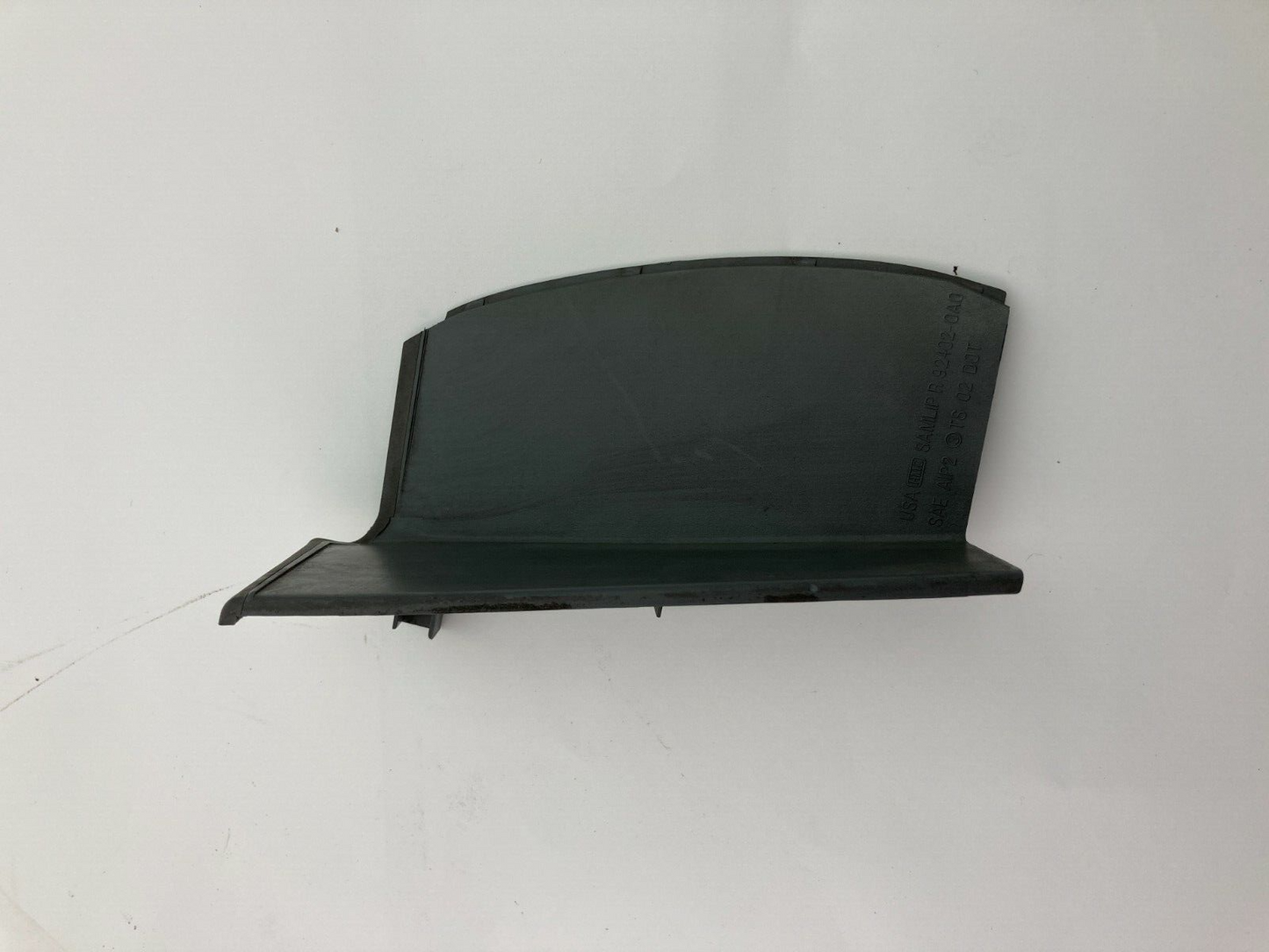 2006 2007 Hyundai Sonata Rear Right Passenger Side Tail Light Cover Trim Panel