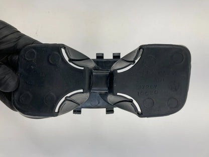 2009-2014 VOLKSWAGEN ROUTAN FRONT CENTER CONSOLE CUP HOLDER RUBBER MAT OEM