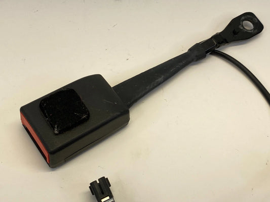 2010-2017 CHEVROLET EQUINOX TERRAIN FRONT LEFT DRIVER SIDE SEAT BELT BUCKLE OEM