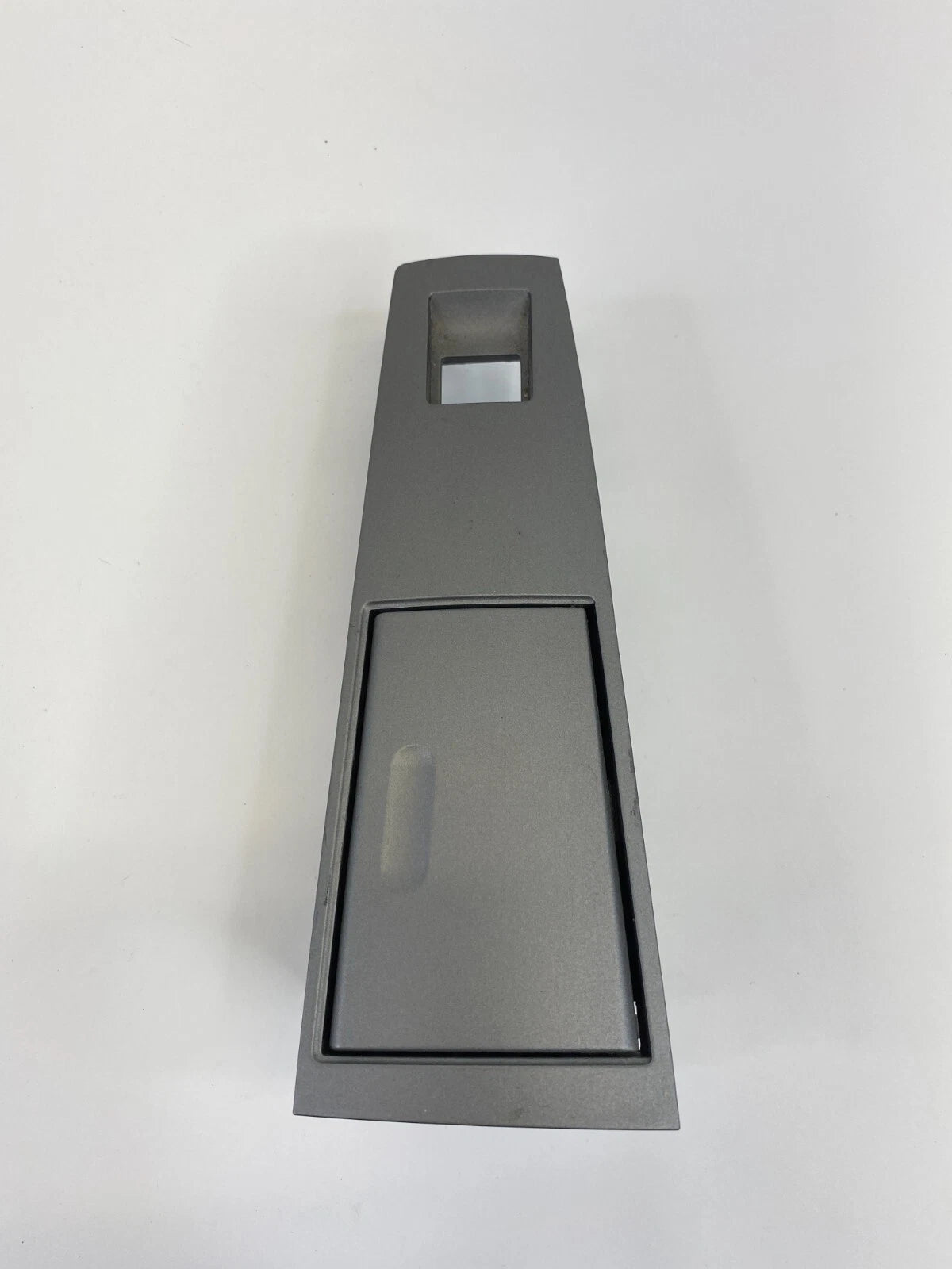 02-05 BMW 745I 745LI REAR RIGHT SIDE WINDOW SWITCH COVER TRIM BEZEL 100014838